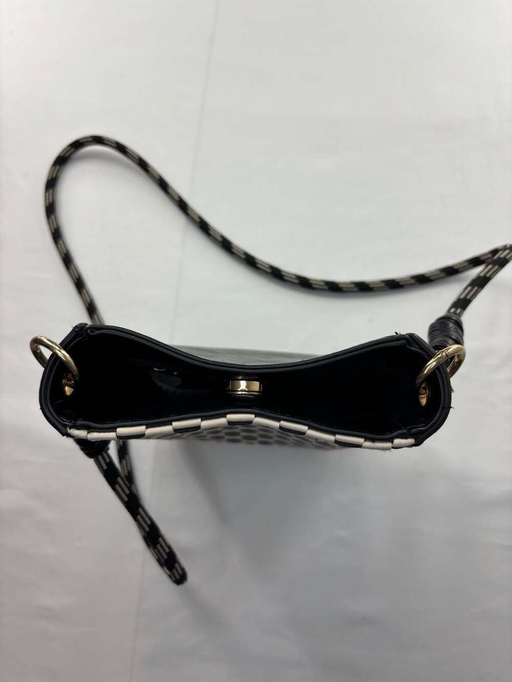 Universal Thread Bag - Picture 3 of 4